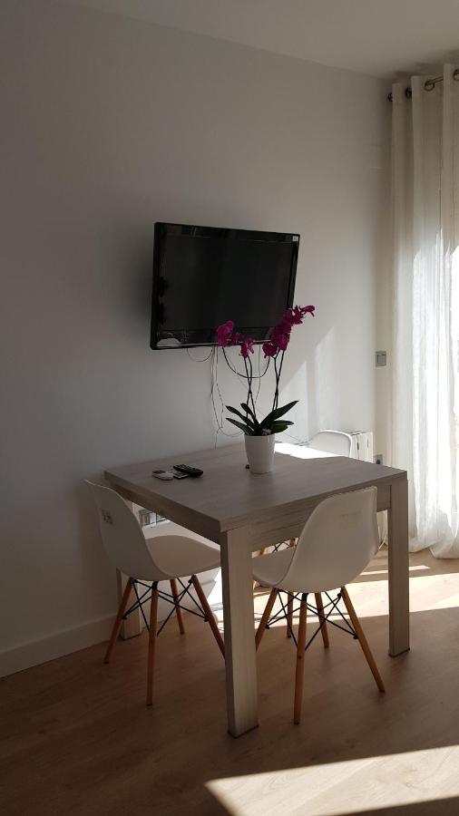 شقة Penthouse Sea Views + Private Solarium فوينخيرولا المظهر الخارجي الصورة