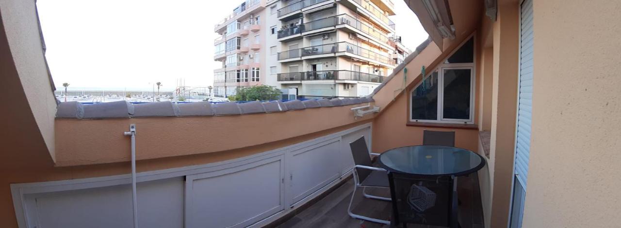 شقة Penthouse Sea Views + Private Solarium فوينخيرولا المظهر الخارجي الصورة