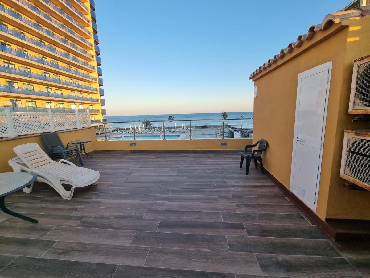 شقة Penthouse Sea Views + Private Solarium فوينخيرولا المظهر الخارجي الصورة